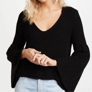 Free people v neck bell sleeve sweater